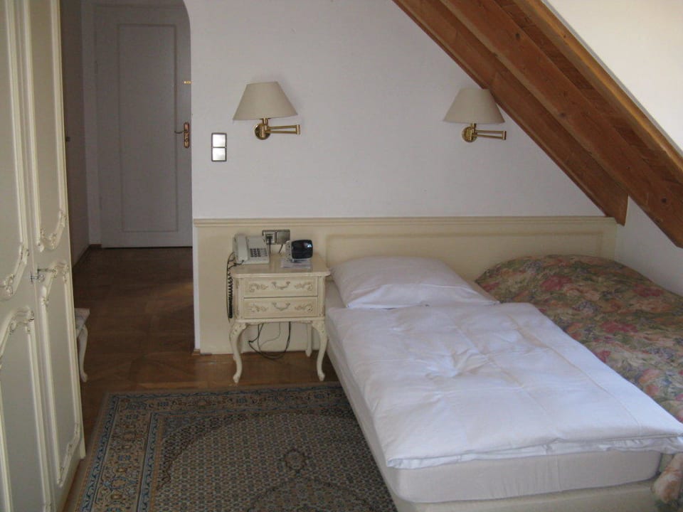 Einzelzimmer im Dachgeschoß (1) Hotel Seeschau