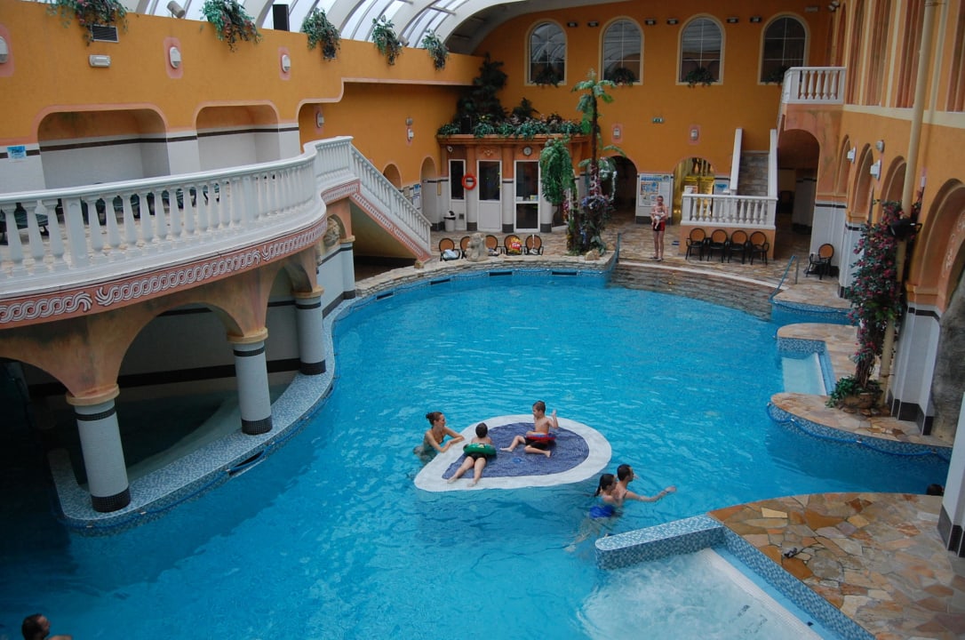 Aquapark vorderer Bereich! Super! WELLNESS HOTEL BABYLON