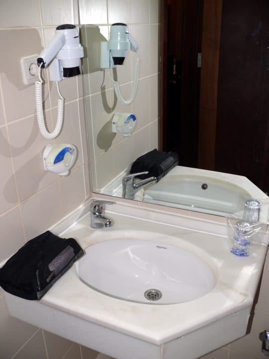 Bade"ecke" Falcon Hotel