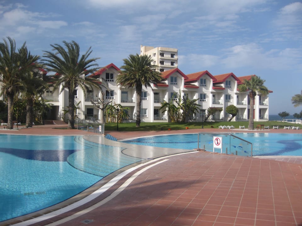 Der Pool Salamis Bay Conti Resort Hotel & Casino