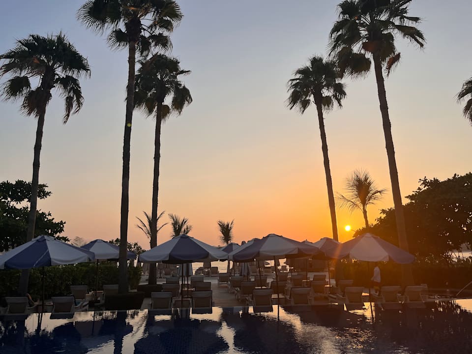Pool Waldorf Astoria Dubai Palm Jumeirah