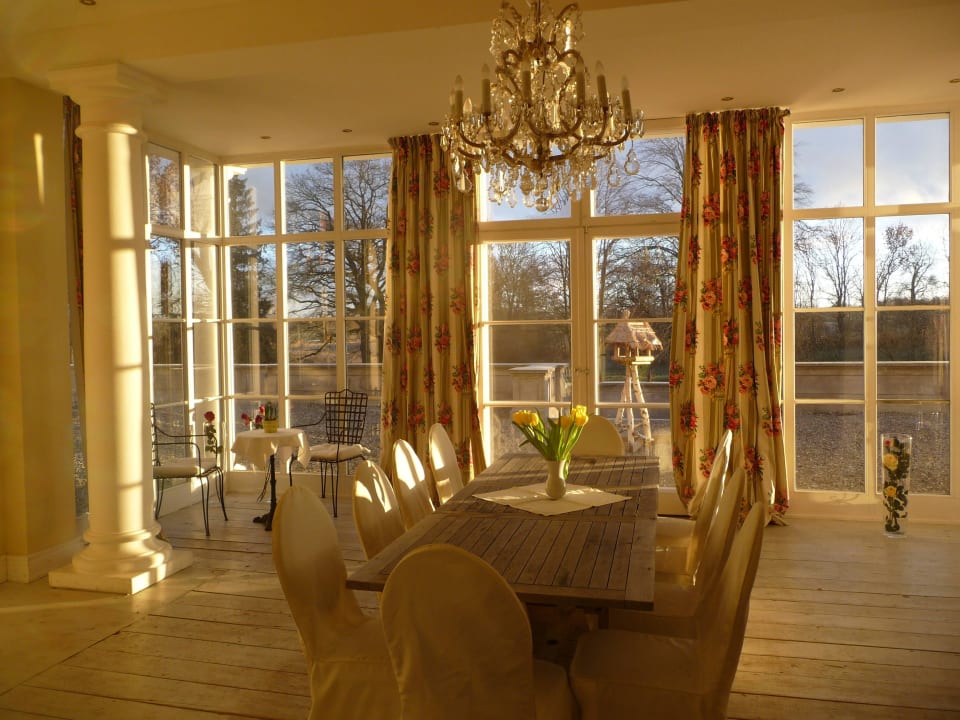 Frühstücksraum im Wintergarten Ferien & Pferdehof Gut Klein Nienhagen