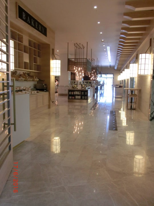 Lobby Acanthus Cennet Barut Collection