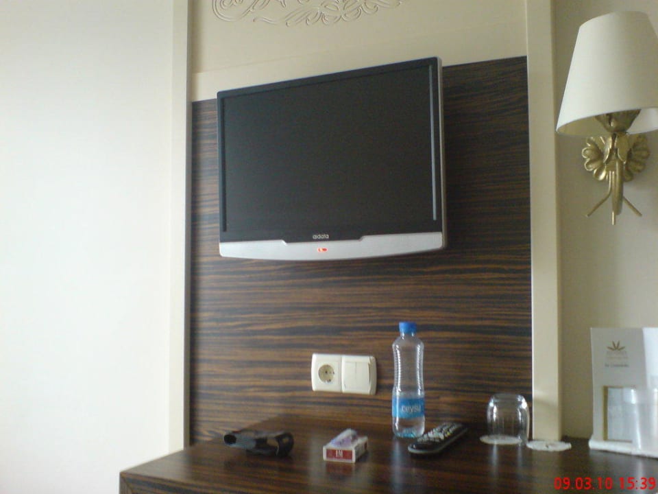 Flachbildfernseher Aydinbey Kings Palace & Spa