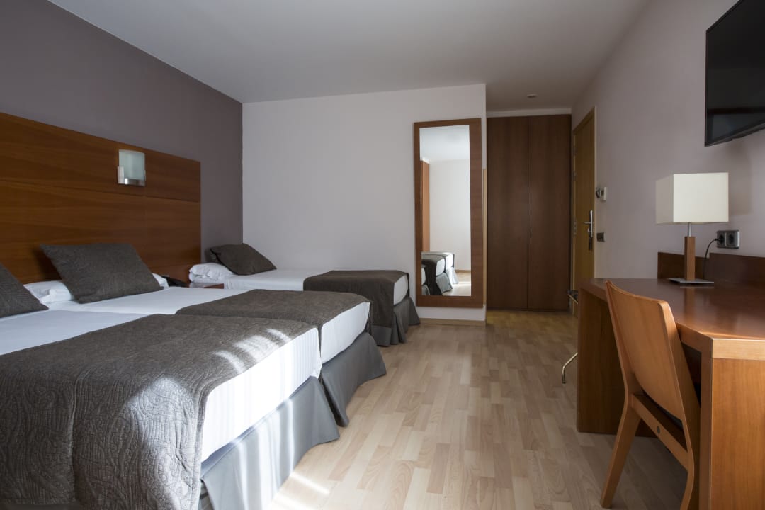 Zimmer Hotel Via Augusta