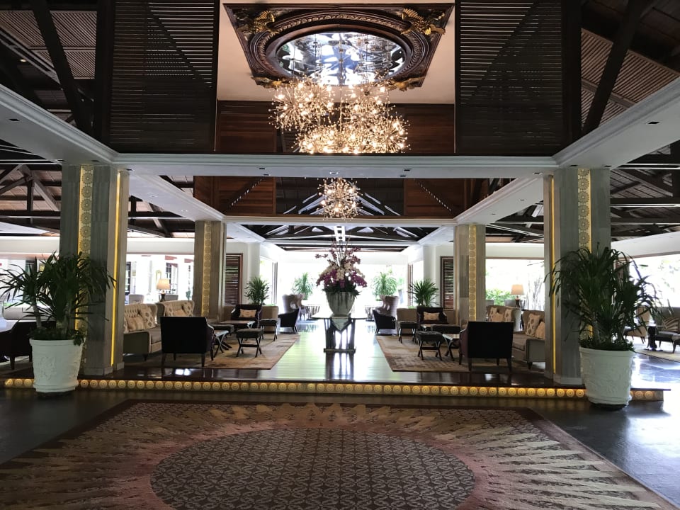 Lobby The Laguna A Luxury Collection Resort & Spa