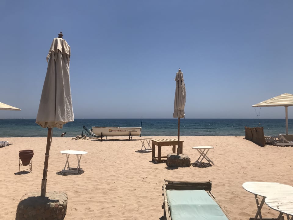 Strand Menaville Safaga