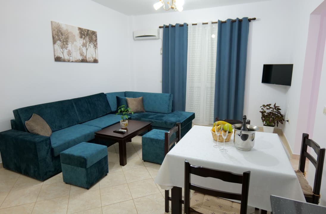 Zimmer Ernest Apartment