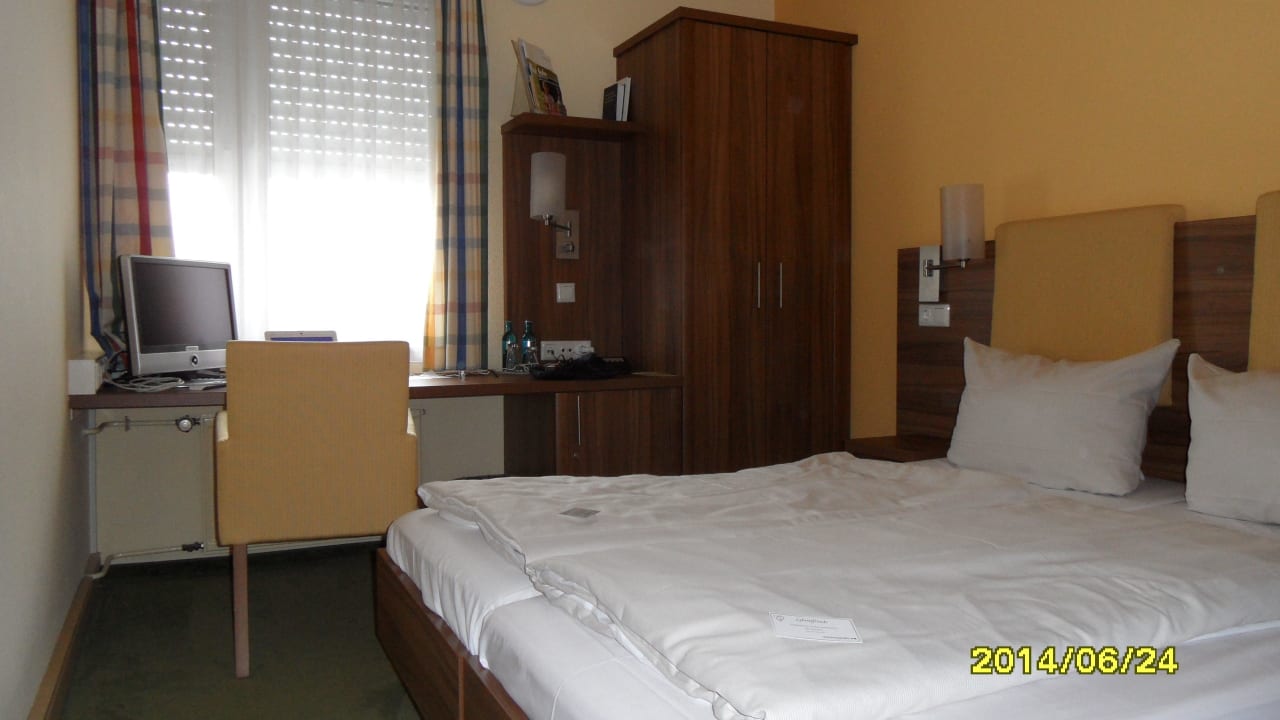 Blick ins Zimmer Greet hotel Darmstadt - an Accor hotel