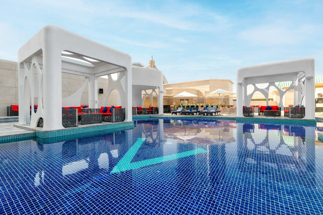 Gastro V Hotel Dubai, Curio Collection by Hilton