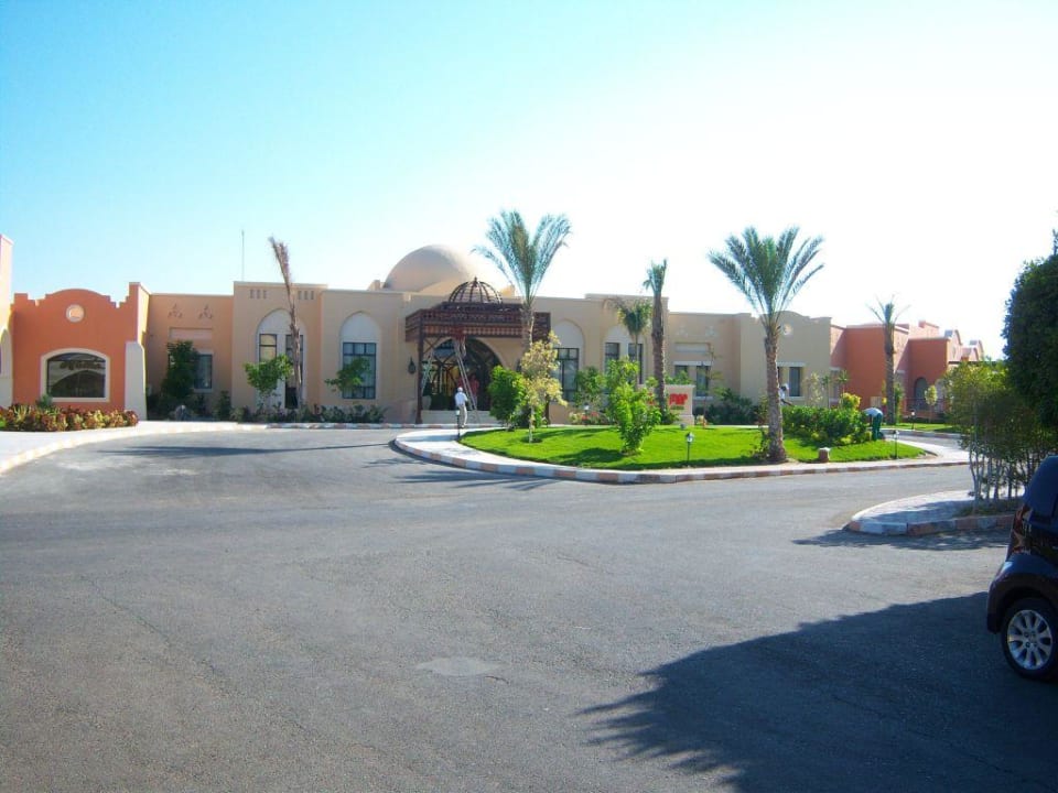 Hoteleingang Jaz Dar EL Madina