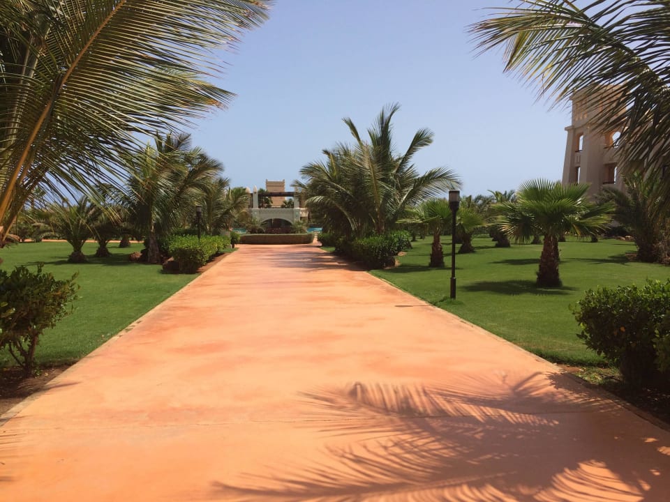 Weg in der Anlage Hotel Riu Touareg