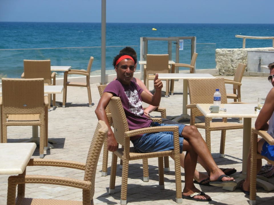Terrasse der Snackbar mit herrlichem Meerblick I Resort Beach Hotel & Spa