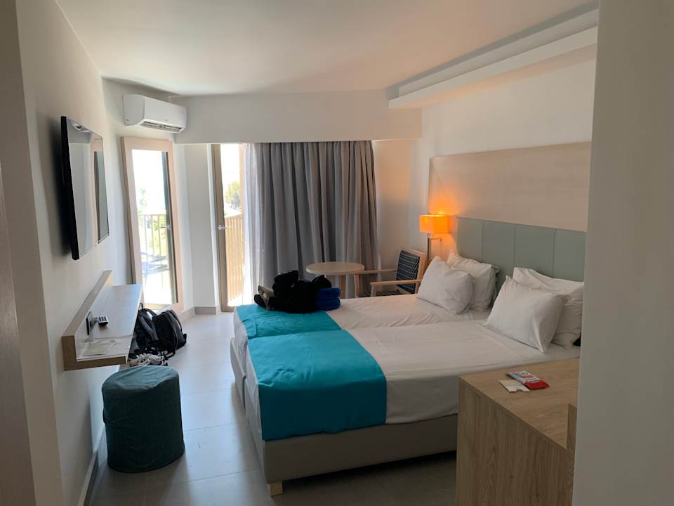 Zimmer Hotel Aphrodite Beach Club