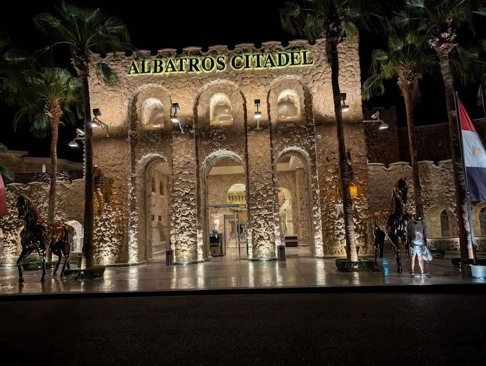 Außenansicht Pickalbatros Citadel Resort