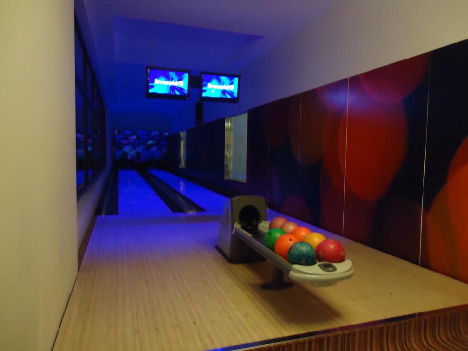 Bowlingbahn Hotel Baia Lara