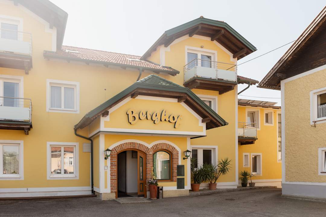 Außenansicht Hotel Berghof Baumgartner