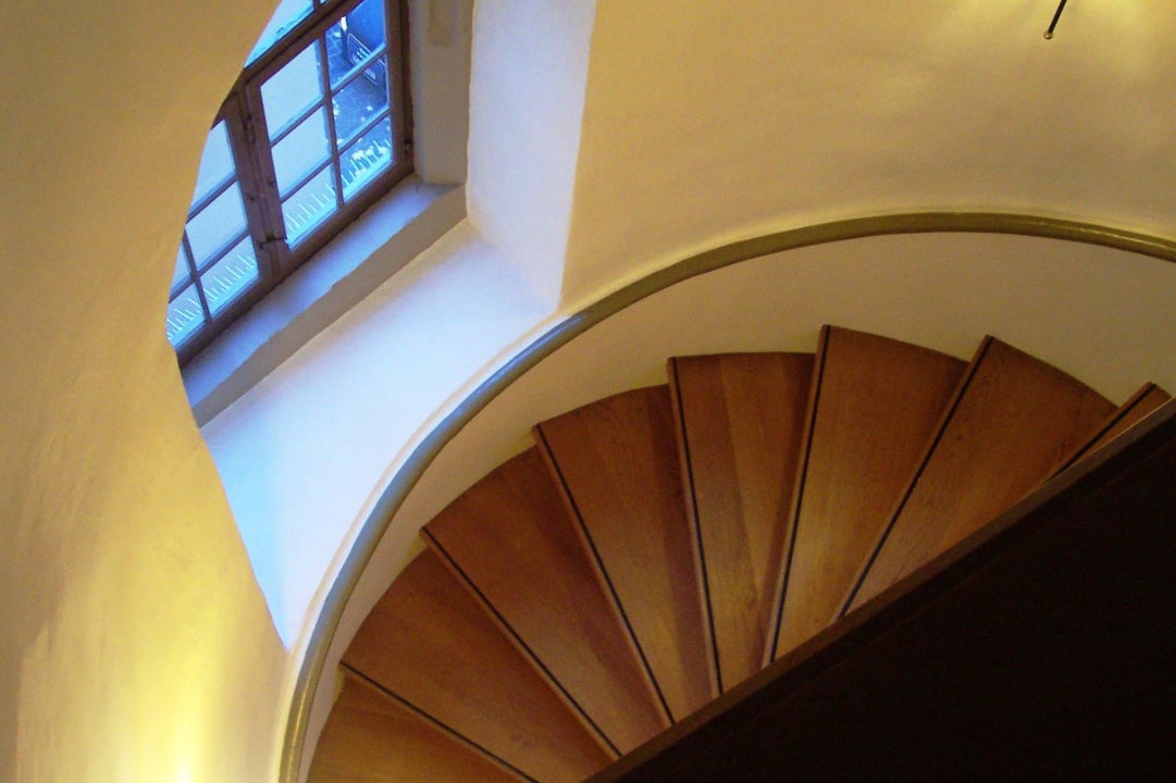 Wendeltreppe zum Restaurant Hotel Wyndham Garden Quedlinburg Stadtschloss