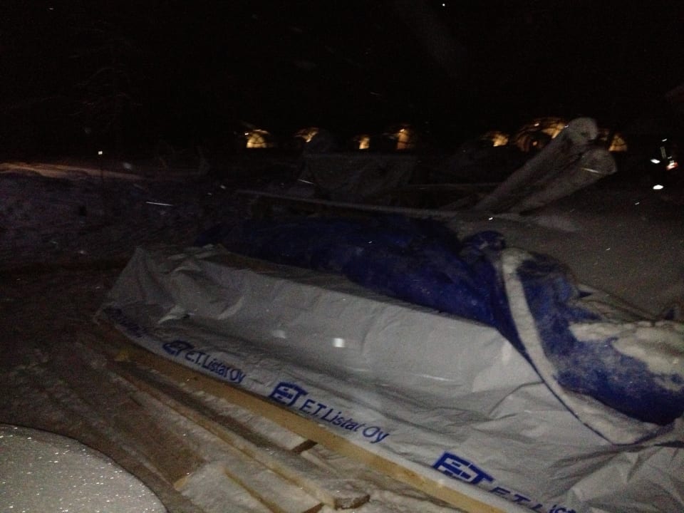 W grudniu 2012 wciąż trwała budowa Hotel Igloo Village Kakslauttanen