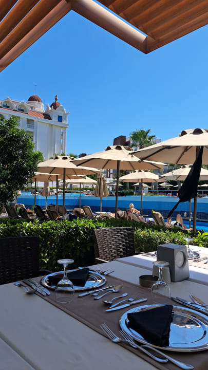Gastro Side Sunport Hotel & Spa