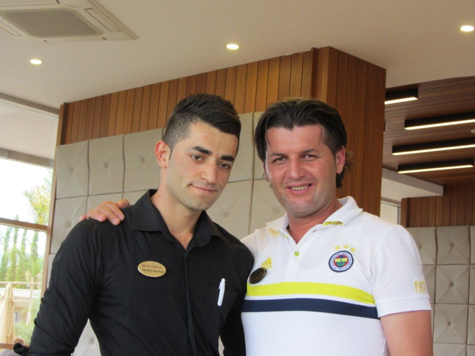 Murat - Kellner mit Sinan  Michell Hotel & Spa