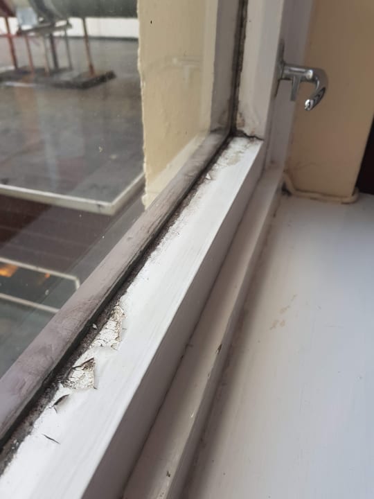 Zimmer Muthu Fort William Hotel