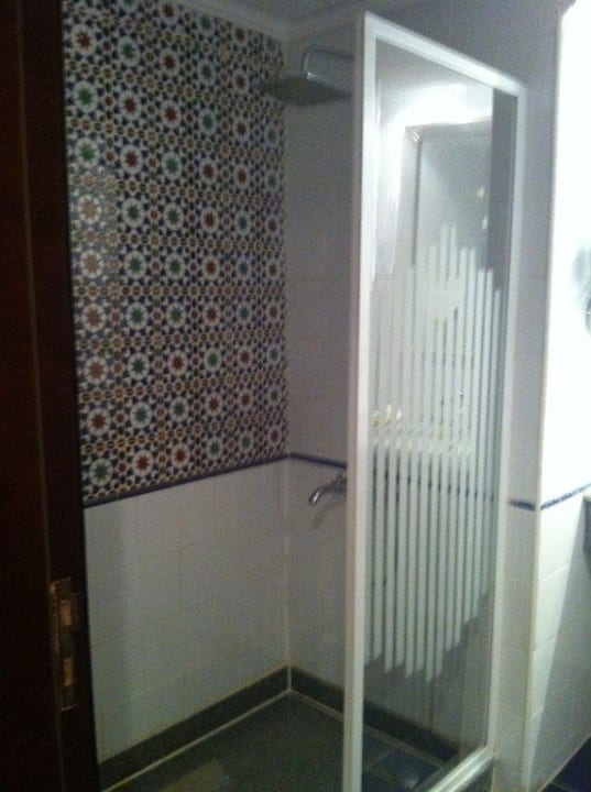 Die Dusche (mit Regenduschkopf) Stella Beach Resort & Spa Makadi Bay