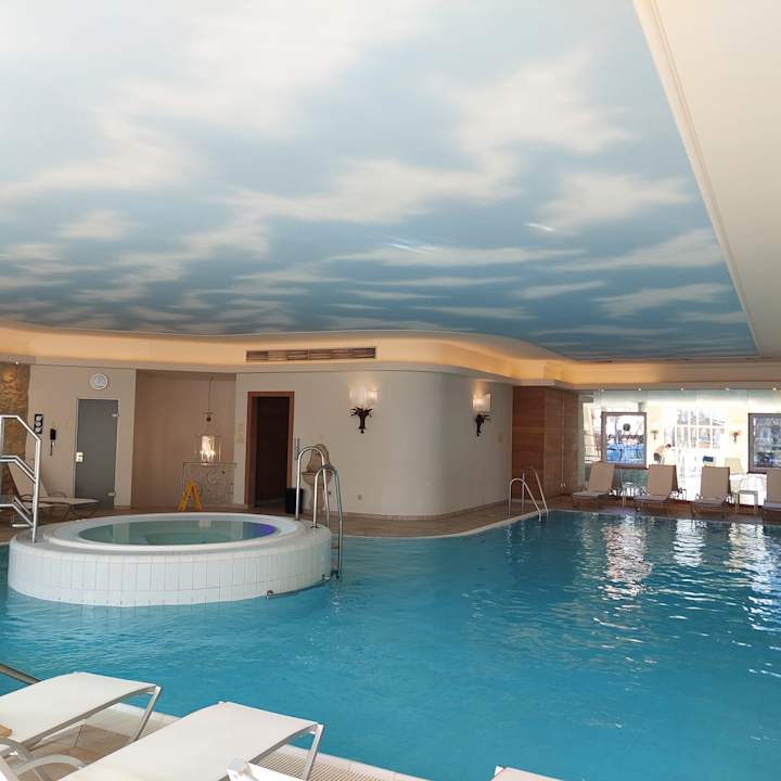 Pool Hotel Unterwirt