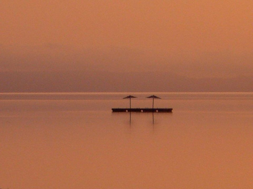 Sonenaufgang vom Strand Mövenpick Resort & Spa El Gouna