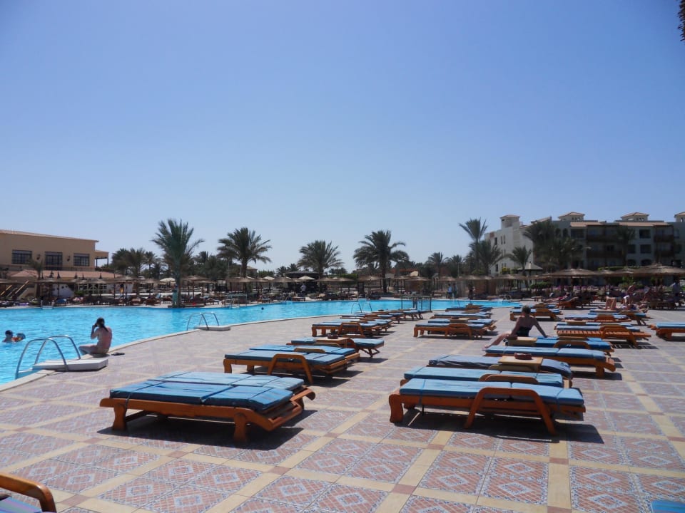 Groß, größer, am größten Pickalbatros Dana Beach Resort - Hurghada