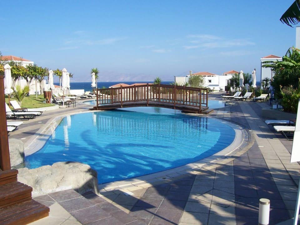 noch ein Pool Atlantica Marmari Palace
