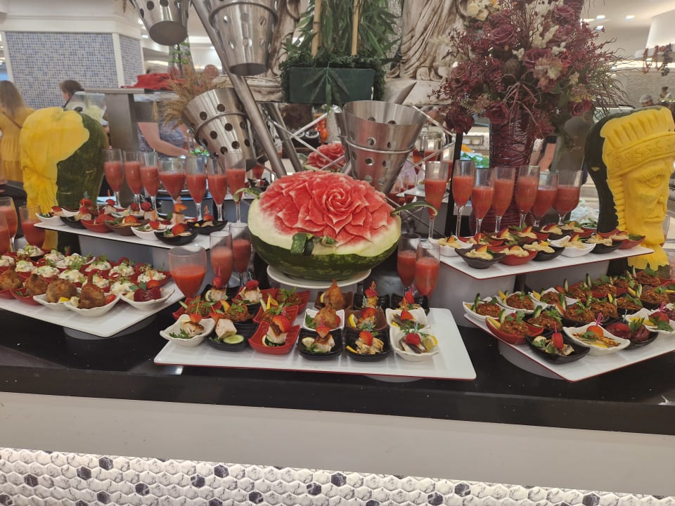 Gastro Dream World Palace Hotel