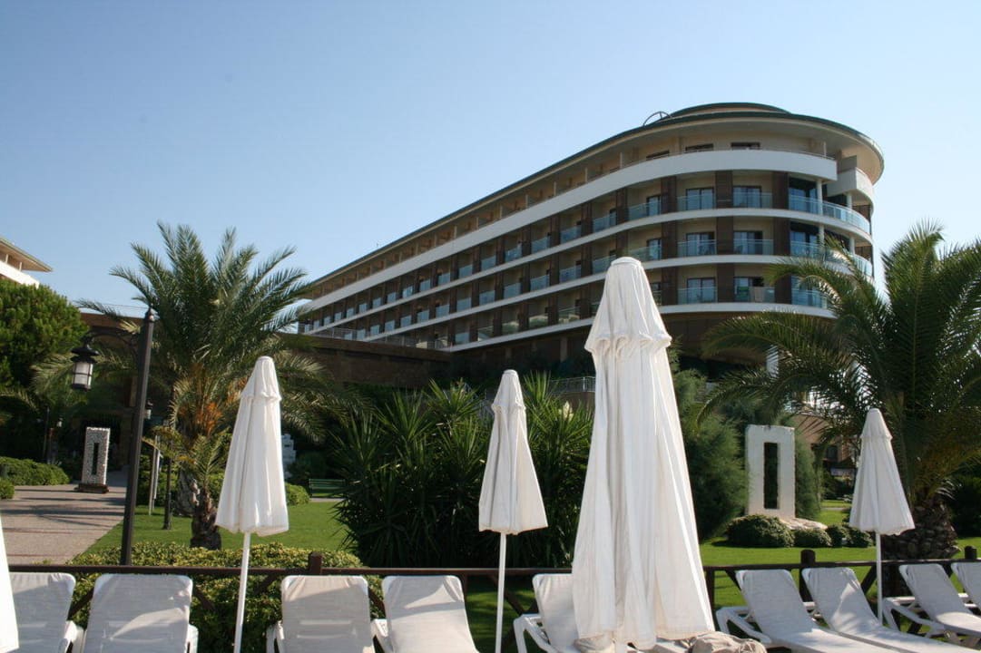 Tei des Hotelflügels vom Pool Aus gesehen Voyage Belek Golf & Spa