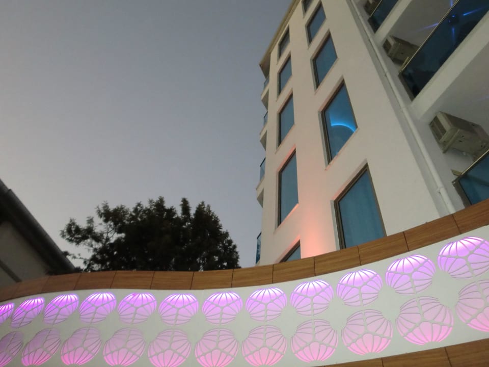 Blick auf das Hotel Hotel Grand Zaman Beach