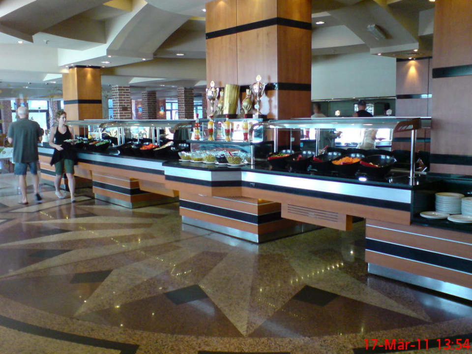 Teil des Büffets Limak Limra Hotel & Resort