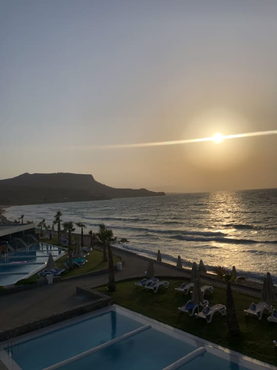 Strand Arina Beach Resort