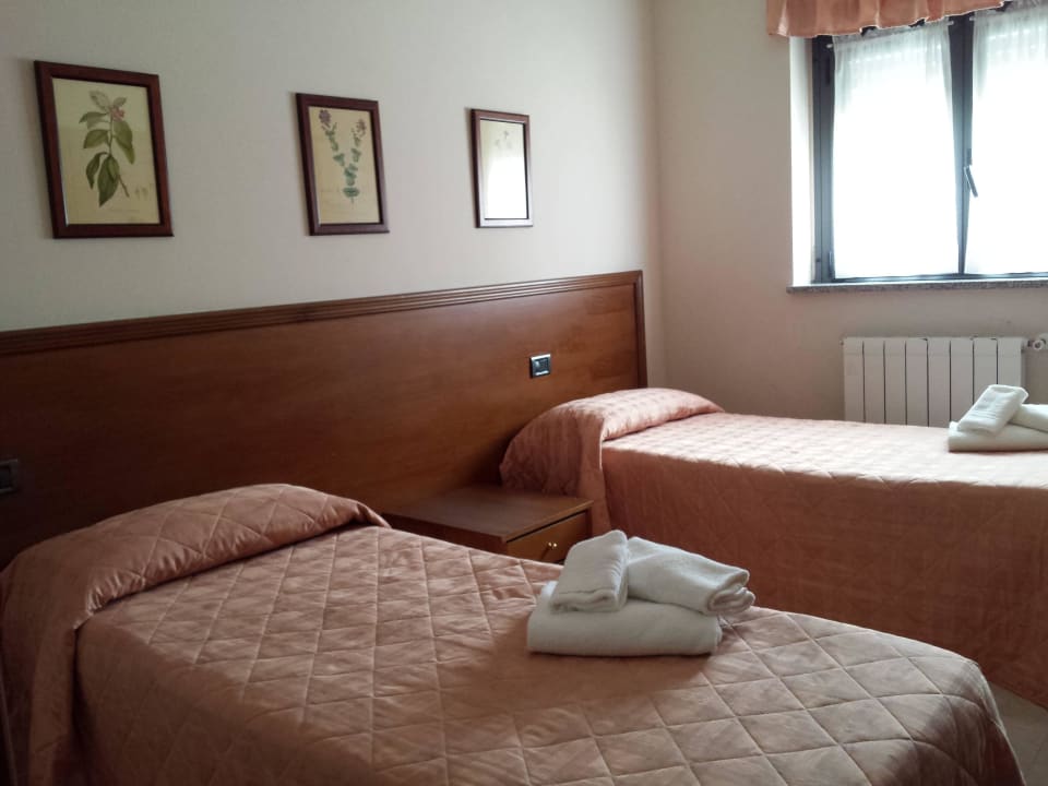 Standard - Doppelzimmer  Hotel Pausania Inn
