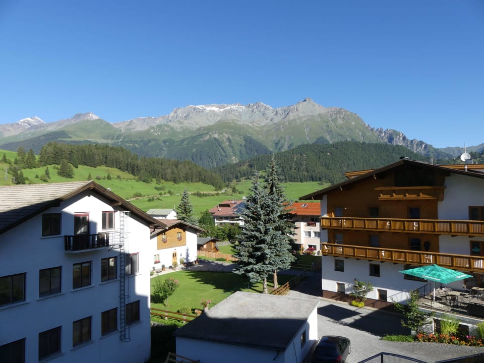 Blick vom Balkon Arabella Retreat & Spa