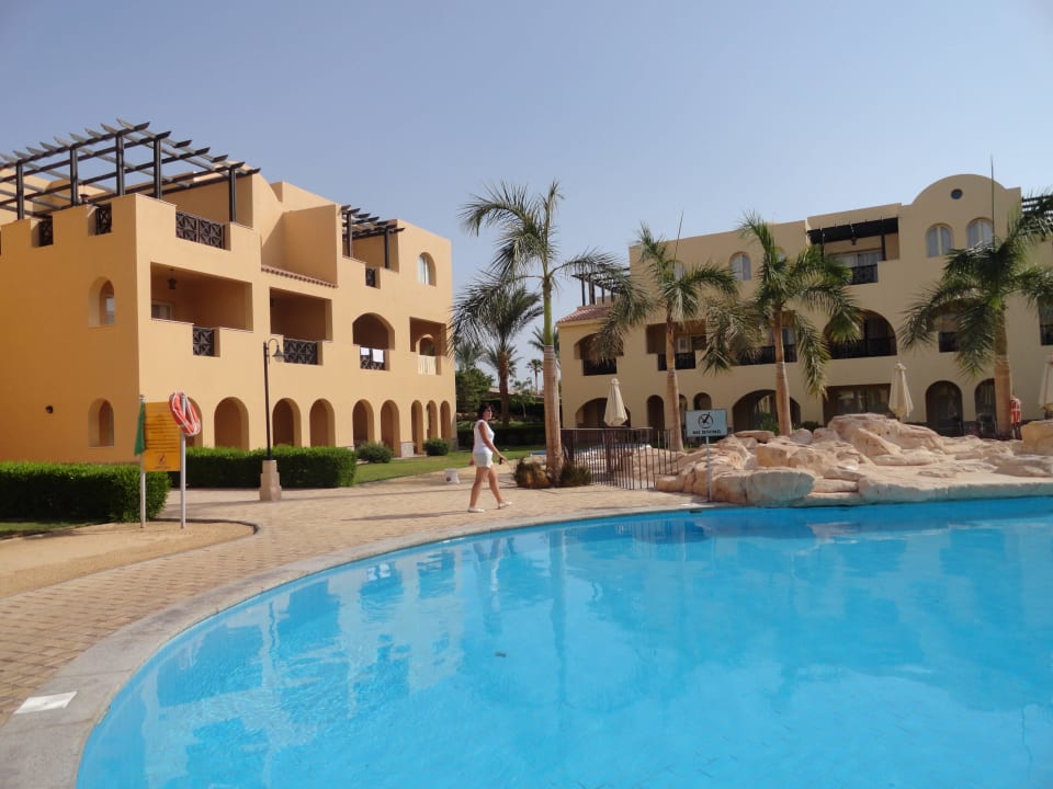 Наш "дворик" с бассейном Stella Garden Resort & Spa, Makadi Bay