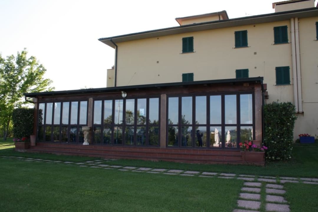Speisesaal von aussen Agriturismo Colleverde
