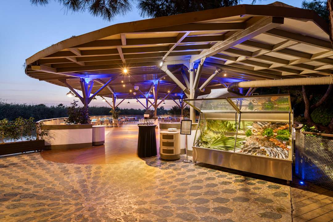 Gastro Xanadu Resort Hotel