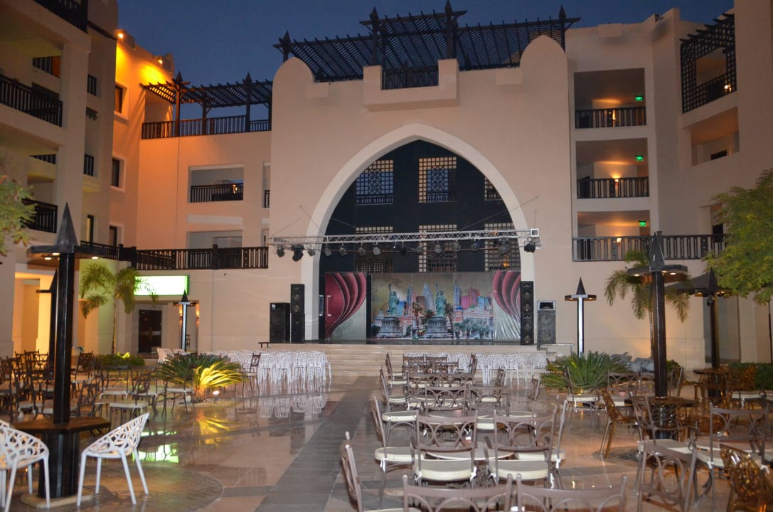 Gartenanlage  Steigenberger Aqua Magic