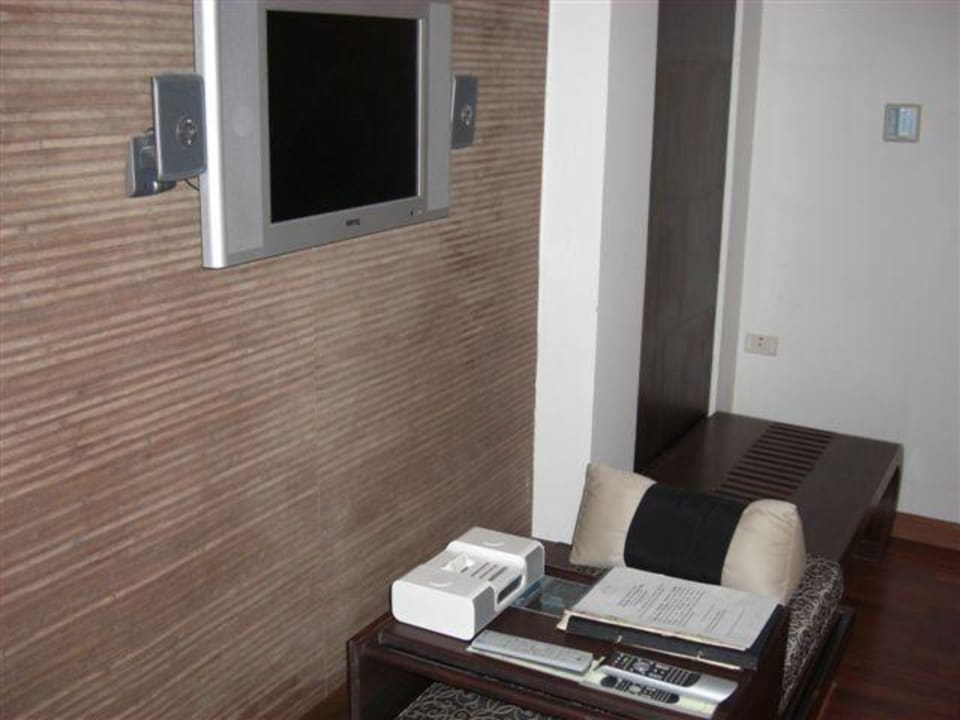 Flat-TV, Stereoanlage und I-Pod Docking Station Pavilion Samui Villas & Resort