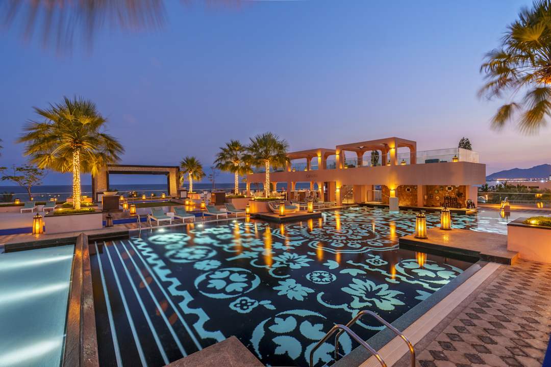 Pool Fairmont Fujairah Beach Resort