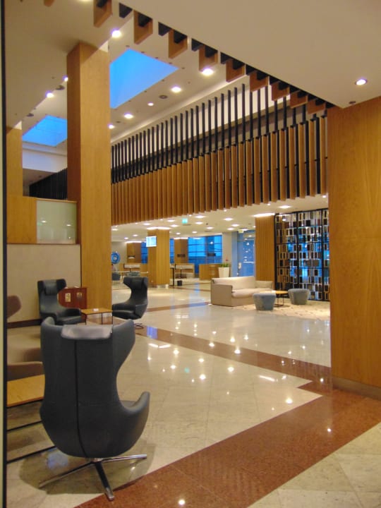 Lobby Hotel Courtyard by Marriott Warsaw Airport