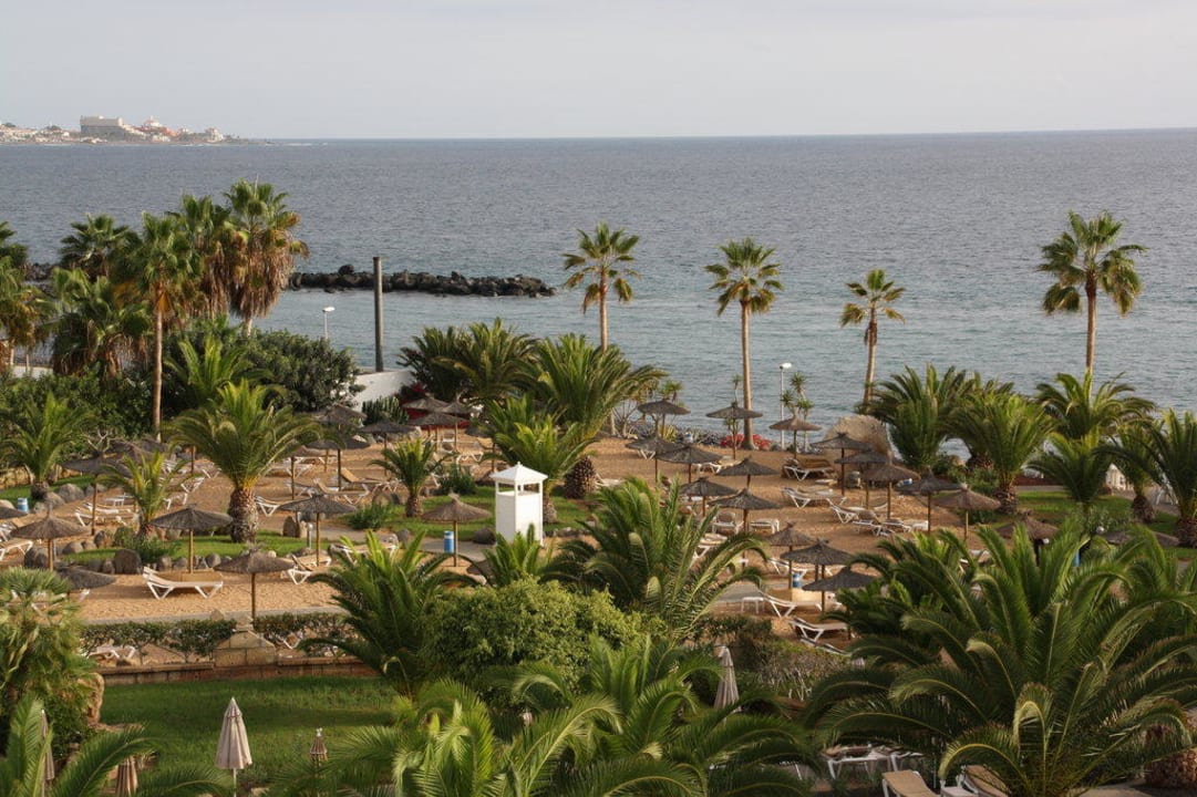 Poolbereich mit Sand Hotel Riu Palace Tenerife