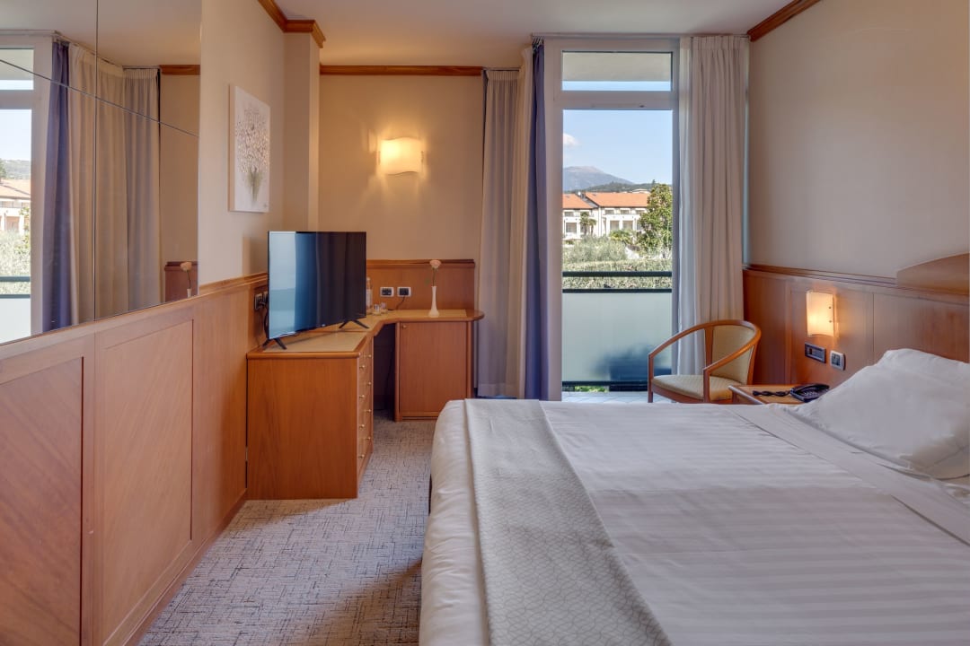 Zimmer Hotel Caesius Therme & Spa Resort