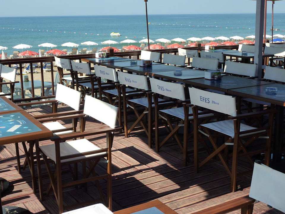 Bar na plaży Semoris Hotel