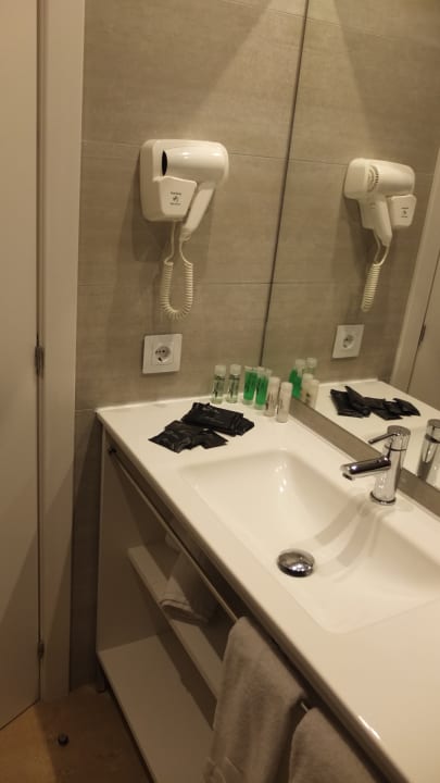 Zimmer HSM Regana - Adults Only
