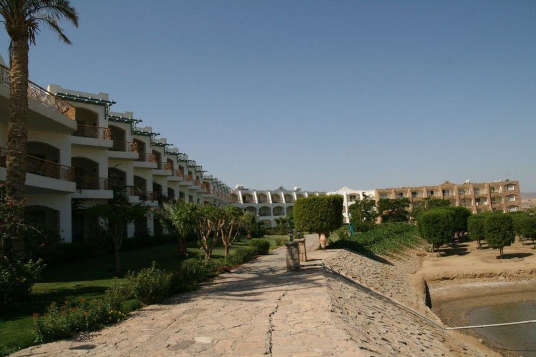 Budynek sport inn Brayka Bay Resort